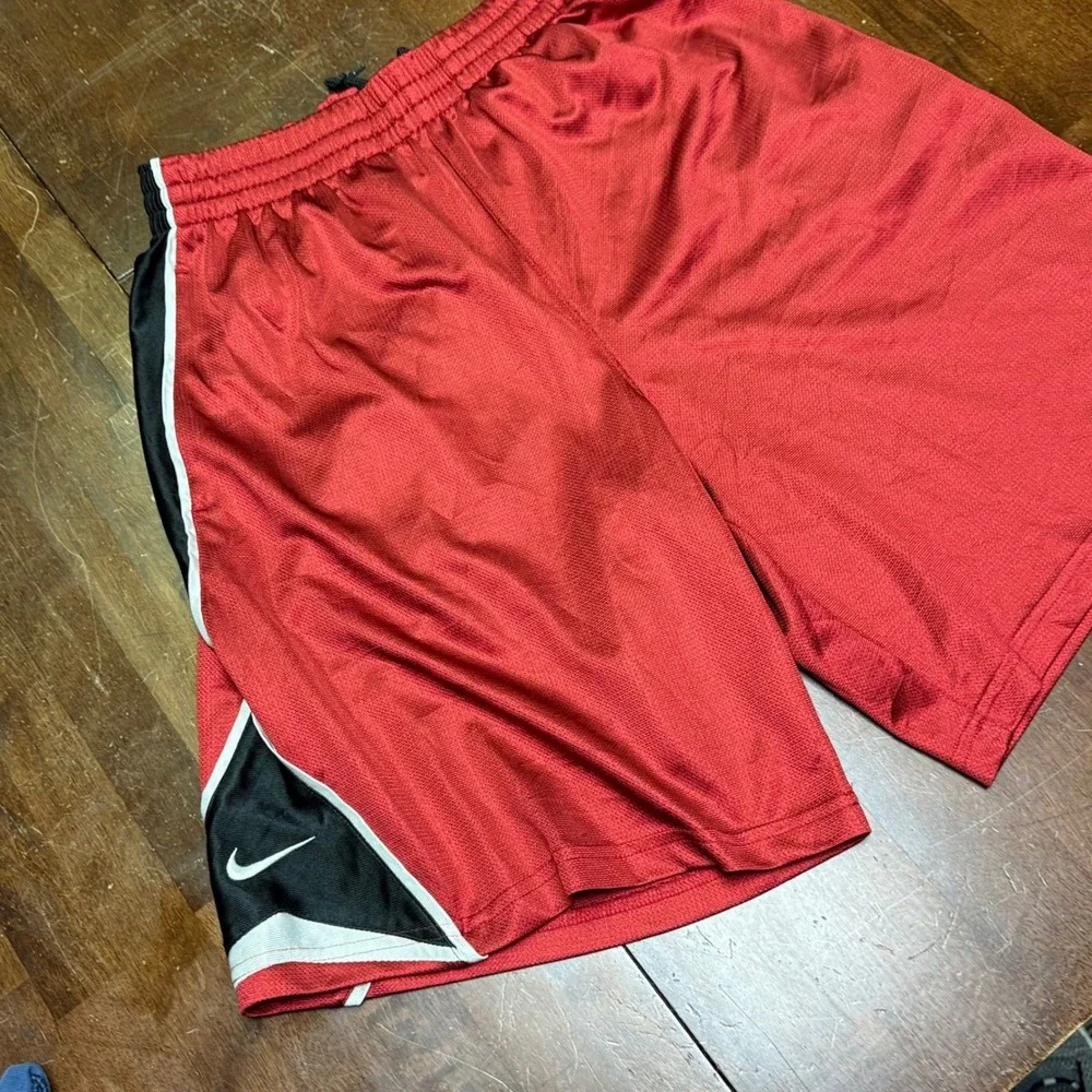 Nike fast shipping